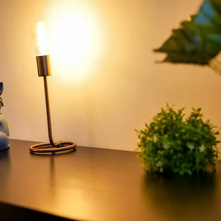 Blue Chili 31 - Stadtwohnung Fuer 7 - Modern Zentral Karlshorst Wlan * Berlijn