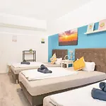 Apartamento Blue Chili 31 - Stadtwohnung Fuer 7 - Modern Zentral Karlshorst Wlan