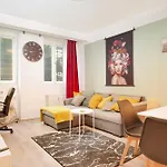 Apartamento Blue Chili 31 - Stadtwohnung Fuer 7 - Modern Zentral Karlshorst Wlan Berlim