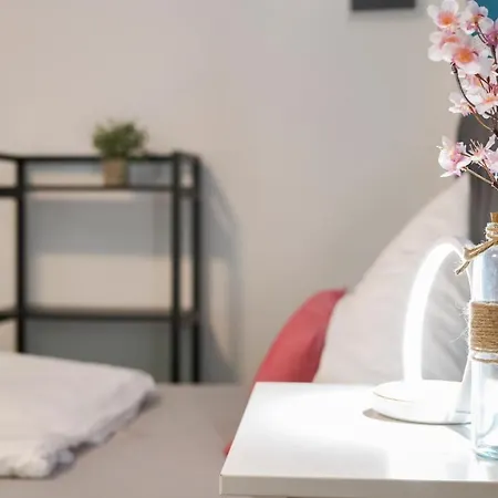 Blue Chili 31 - Stadtwohnung Fuer 7 - Modern Zentral Karlshorst Wlan Berlin