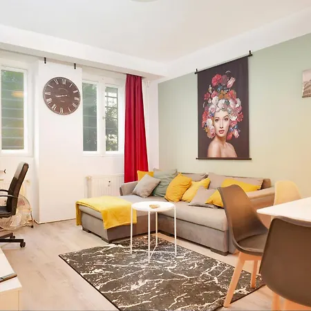 Apartman Blue Chili 31 - Stadtwohnung Fuer 7 - Modern Zentral Karlshorst Wlan Berlin