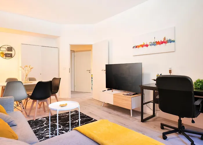 Apartamento Blue Chili 31 - Stadtwohnung Für 7 - Modern Zentral Karlshorst Wlan Berlín
