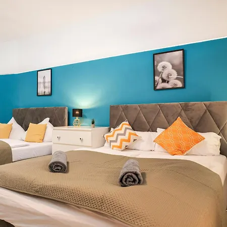 Apartment Blue Chili 31 - Stadtwohnung Fuer 7 - Modern Zentral Karlshorst Wlan Berlin